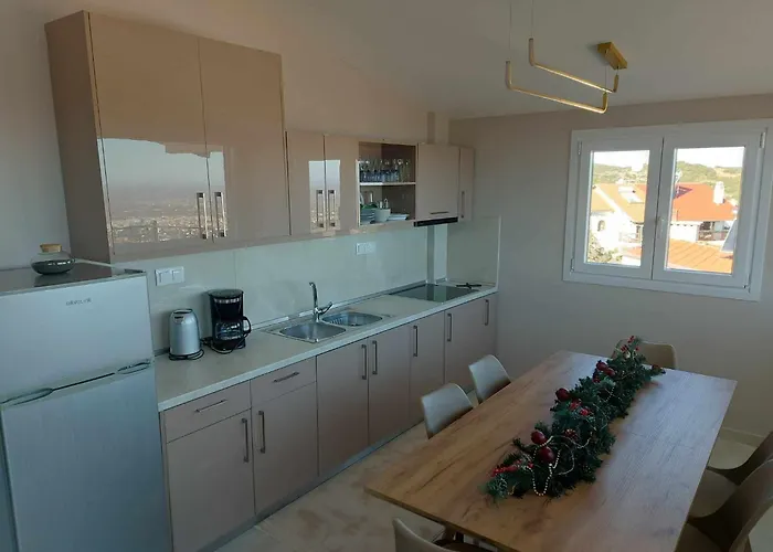 公寓 Amazing View With Huge Balcony *